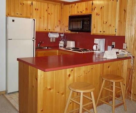 High Village Breezy Point المظهر الخارجي الصورة